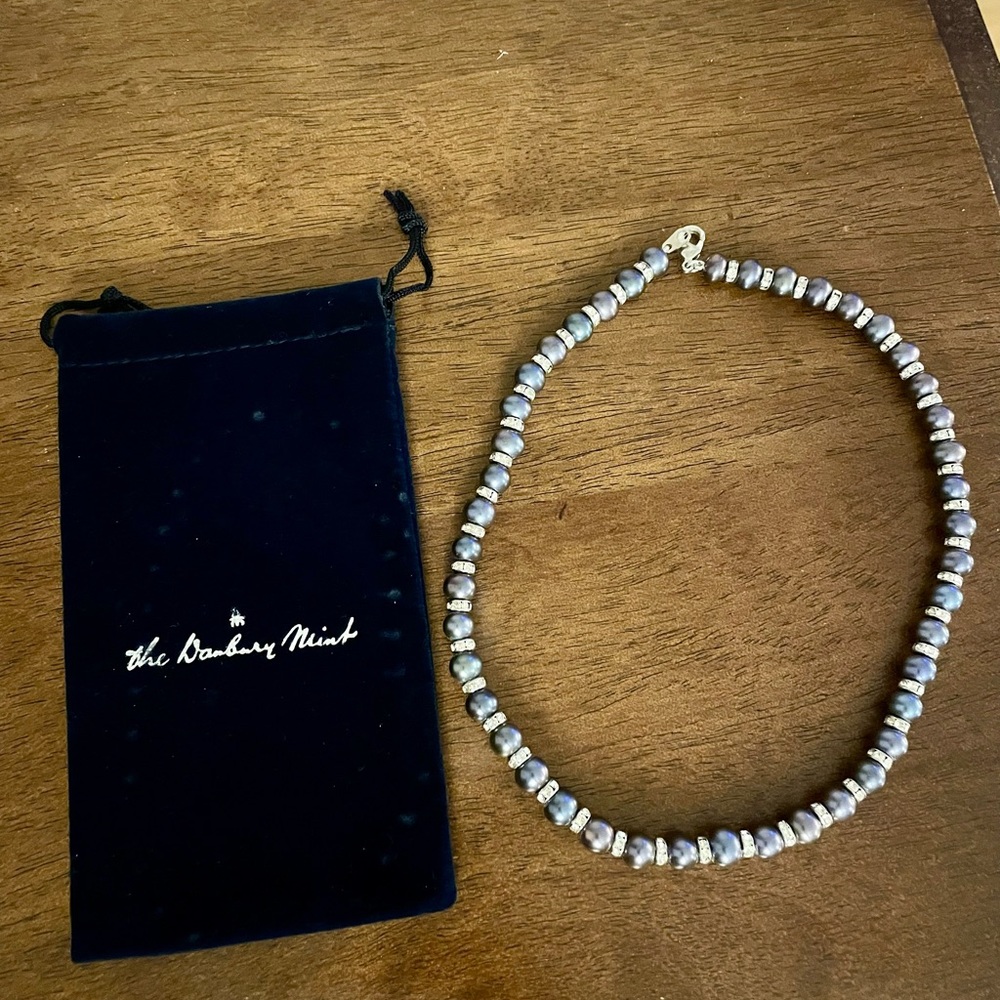 The Danbury Mint Pearl Necklace